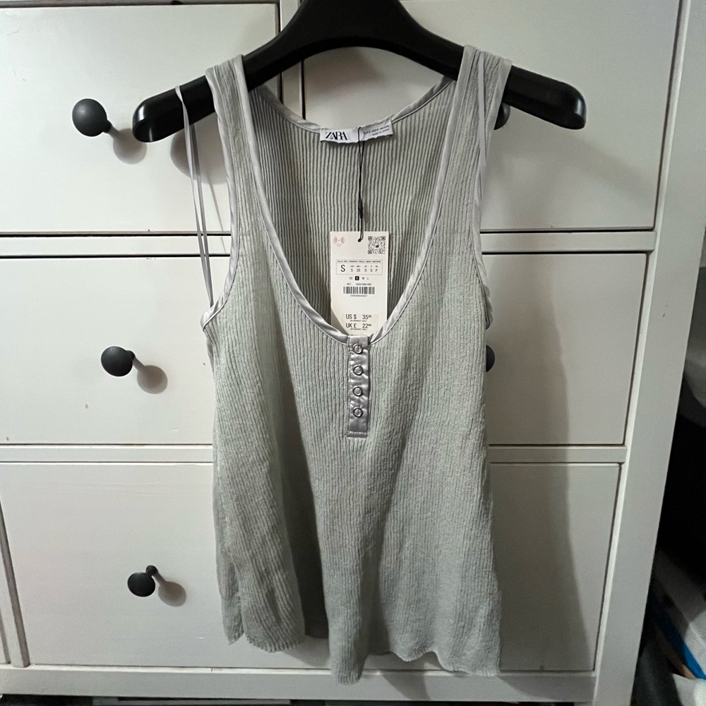Zara Light Gray Buttoned Tank Top